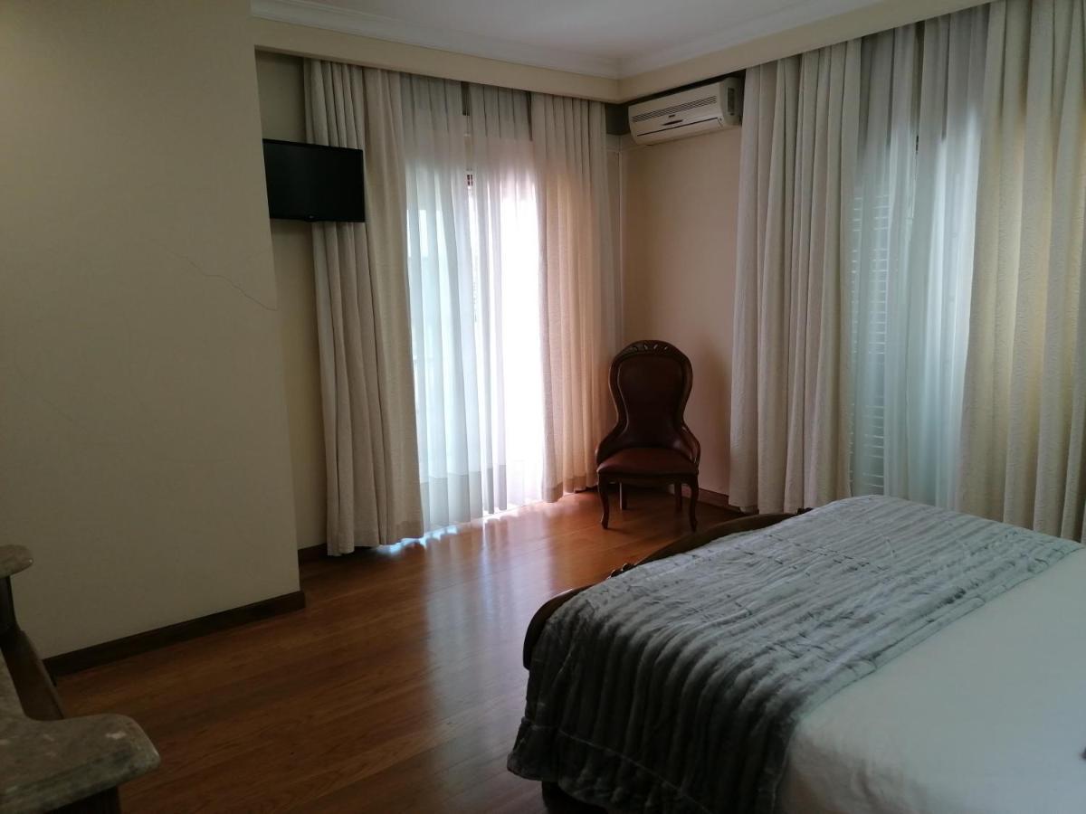Colina Do Ave Alojamento Local Ribeirao Bagian luar foto
