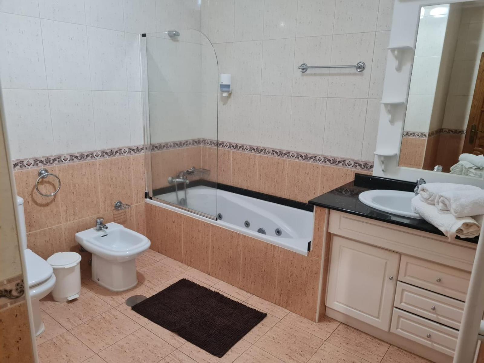 Colina Do Ave Alojamento Local Ribeirao Bagian luar foto
